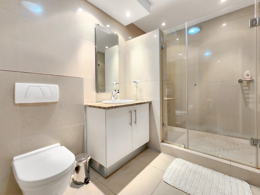3 Bedroom Property for Sale in Mouille Point Western Cape